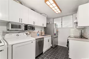 1676 Ala Moana Blvd, Honolulu, HI 96815 - Photo 4