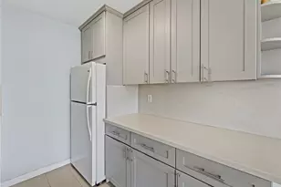 2092 Kuhio Ave, Honolulu, HI 96815 - Photo 10