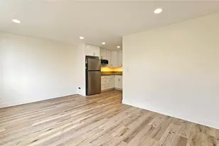 1560 Kanunu St, Honolulu, HI 96814 - Photo 4