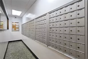 1560 Kanunu St, Honolulu, HI 96814 - Photo 14
