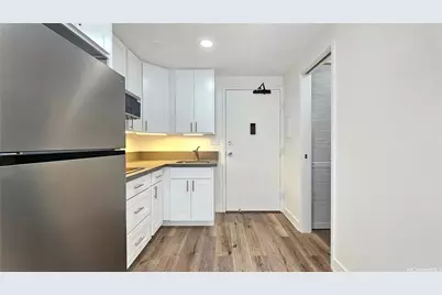 1560 Kanunu Street #1414, Honolulu, HI 96814 - Photo 1