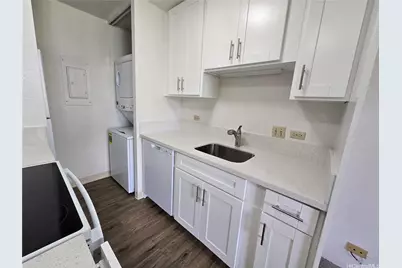 320 Liliuokalani Avenue #2405, Honolulu, HI 96815 - Photo 2