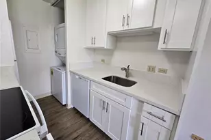 320 Liliuokalani Ave, Honolulu, HI 96815 - Photo 2
