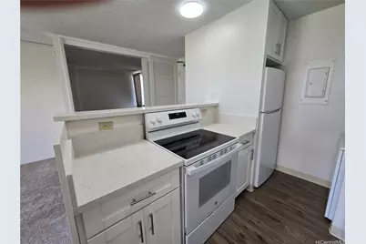 320 Liliuokalani Avenue #2405, Honolulu, HI 96815 - Photo 4