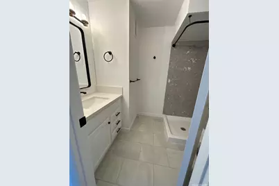 1255 Nuuanu Avenue #2002, Honolulu, HI 96817 - Photo 6