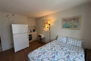 1920 Ala Moana Blvd, Honolulu, HI 96815 - Photo 6