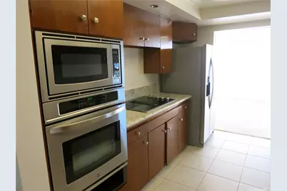 1050 Lunalilo Street #506, Honolulu, HI 96822 - Photo 8