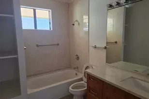 2611 Ala Wai Blvd, Honolulu, HI 96815 - Photo 2