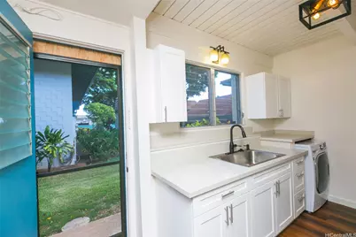 1379 Hunakai Street #4, Honolulu, HI 96816 - Photo 8