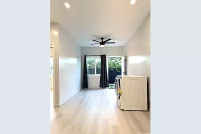 3323 A Castle Street, Honolulu, HI 96815 - Photo 2