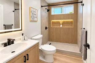 2446 Puunoa Pl, Honolulu, HI 96816 - Photo 14