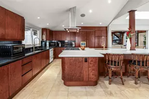 4240 Kaikoo Pl, Honolulu, HI 96816 - Photo 14
