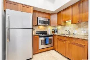 2045 Kalakaua Ave, Honolulu, HI 96815 - Photo 8
