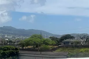 3020 Ala Napuaa Pl, Honolulu, HI 96818 - Photo 18