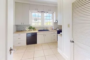 1736 Lewalani Dr, Honolulu, HI 96822 - Photo 6