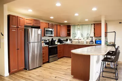 2429 Komo Mai Drive, Pearl City, HI 96782 - Photo 2