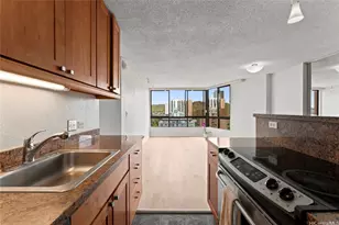 320 Liliuokalani Ave, Honolulu, HI 96815 - Photo 6
