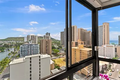 320 Liliuokalani Avenue #1803, Honolulu, HI 96815 - Photo 2