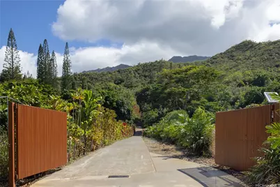 47-546 E Mapele Place #A, Kaneohe, HI 96744 - Photo 8