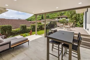 950 Hahaione St, Honolulu, HI 96825 - Photo 10