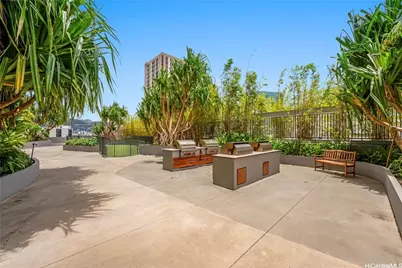 1001 Queen Street #1602, Honolulu, HI 96814 - Photo 16