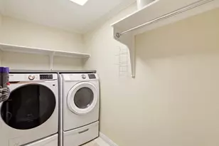 220 Kaiolohia Pl, Honolulu, HI 96825 - Photo 18