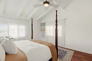220 Kaiolohia Pl, Honolulu, HI 96825 - Photo 8