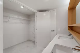 1388 Kapiolani Blvd, Honolulu, HI 96814 - Photo 12