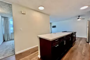 2415 Ala Wai Blvd, Honolulu, HI 96815 - Photo 2