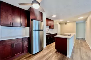 2415 Ala Wai Blvd, Honolulu, HI 96815 - Photo 6