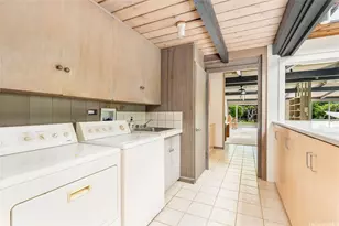 1575 Ulupii St, Kailua, HI 96734 - Photo 8