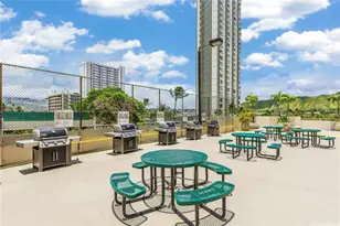 229 Paoakalani Ave, Honolulu, HI 96815 - Photo 24