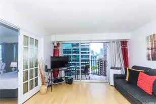 1909 Ala Wai Blvd, Honolulu, HI 96815 - Photo 2