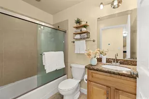 1025 Punahou St, Honolulu, HI 96826 - Photo 8