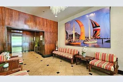 1700 Ala Moana Boulevard #1802, Honolulu, HI 96815 - Photo 6