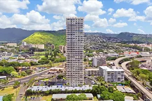 2825 S King St, Honolulu, HI 96826 - Photo 2