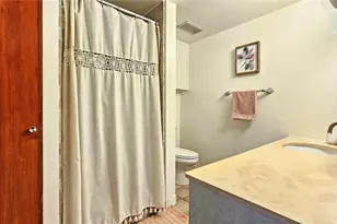 2825 S King St, Honolulu, HI 96826 - Photo 16