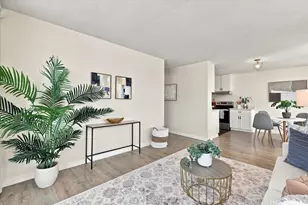 2825 S King St, Honolulu, HI 96826 - Photo 6