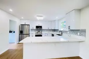 94-1143 Hiapo St, Waipahu, HI 96797 - Photo 16
