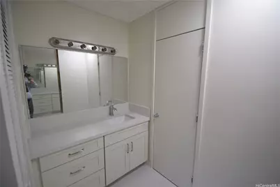 [Address not provided], Honolulu, HI 96826 - Photo 12