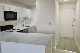 98-402 Koauka Loop, Aiea, HI 96701 - Photo 14