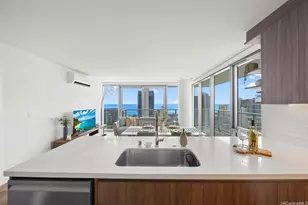 1500 Rycroft St, Honolulu, HI 96814 - Photo 2