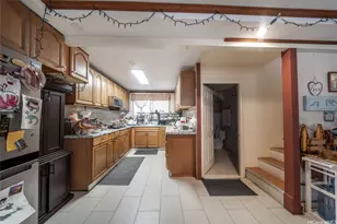 1596 Perry St, Honolulu, HI 96819 - Photo 4