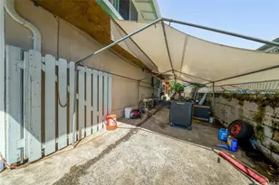 1596 Perry St, Honolulu, HI 96819 - Photo 8