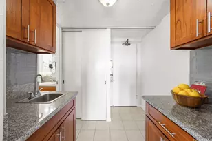 445 Seaside Ave, Honolulu, HI 96815 - Photo 12