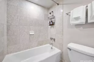 2045 Kalakaua Ave, Honolulu, HI 96815 - Photo 10