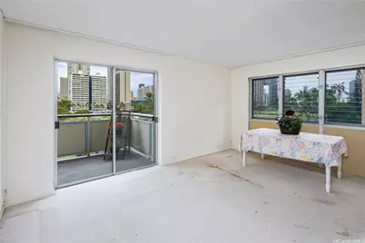 509 University Avenue #504, Honolulu, HI 96826 - Photo 4