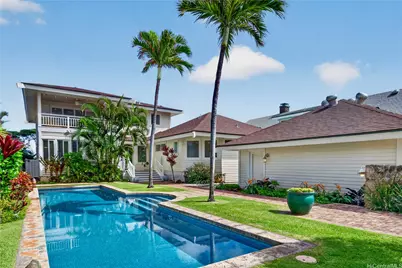 584 Kaimalino Street, Kailua, HI 96734 - Photo 2