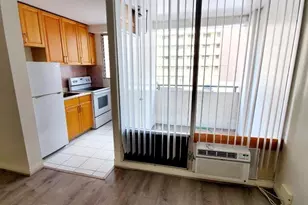 747 Amana St, Honolulu, HI 96814 - Photo 1