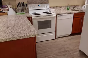 435 Seaside Ave, Honolulu, HI 96815 - Photo 1